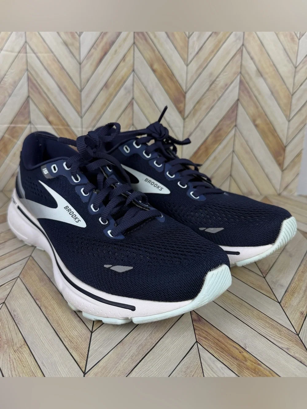 Women's Brooks Ghost 15 Navy Blue Running Shoes Sneakers Size 7 Medium B